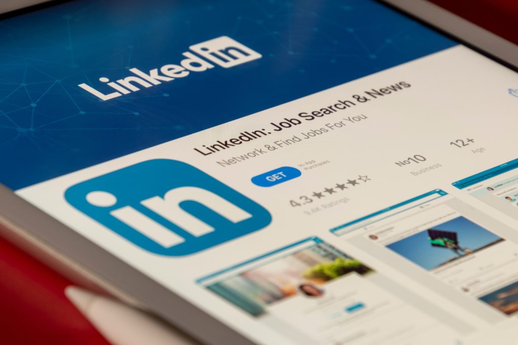 Affiliate Marketing on LinkedIn: Everything You Need to Know featured image