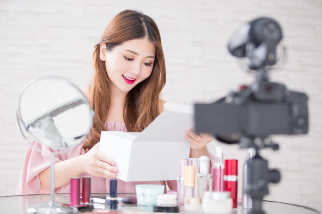 The radical growth of the subscription box industry in eCommerce. featured image