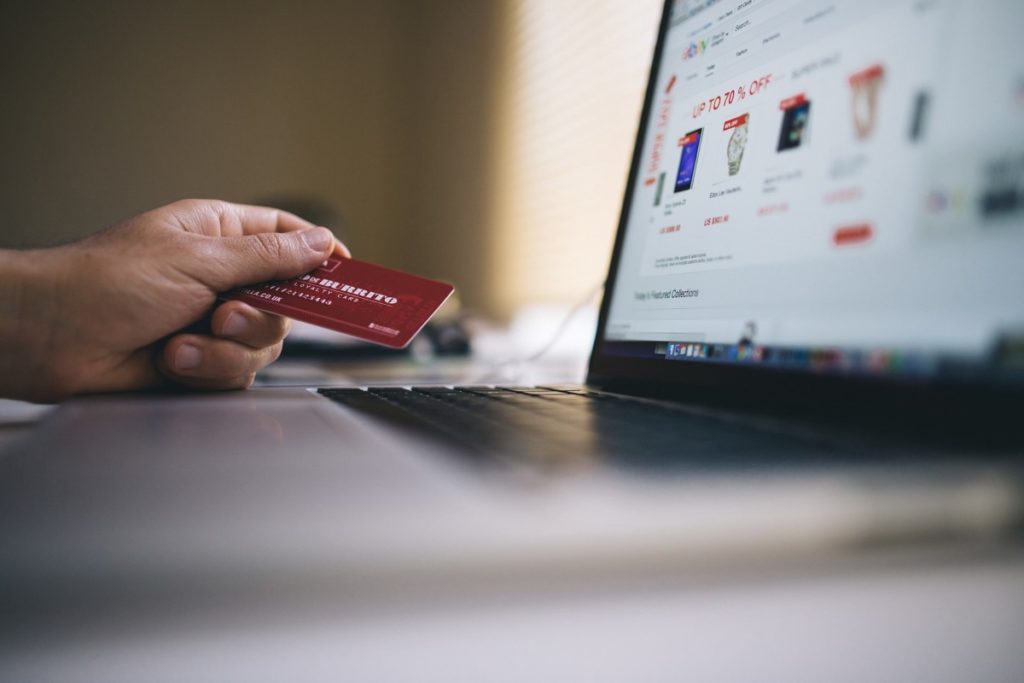 15 Must-Have Features for eCommerce Sites featured image