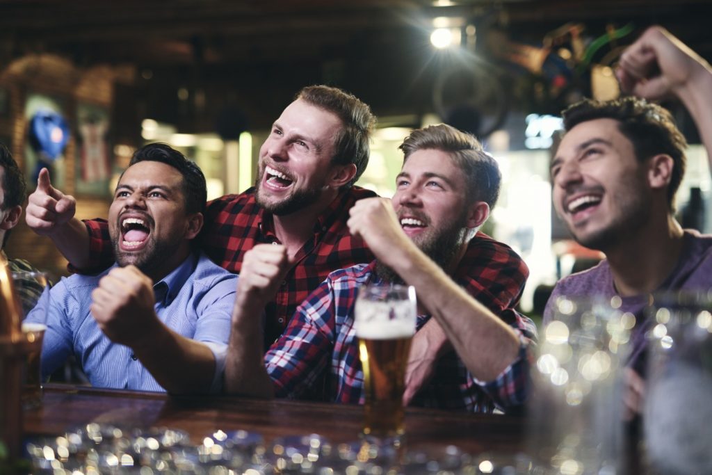 4 Influencer campaigns that successfully promoted their products for the Super Bowl. featured image