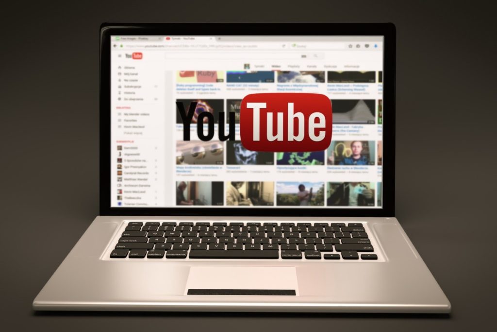 A Guide to Working With Influencers On YouTube featured image